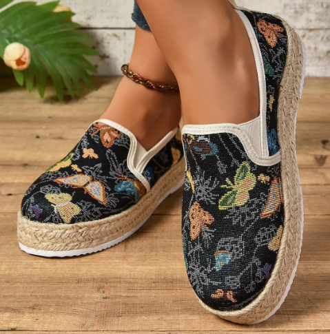 Autumnal espadrilles with floral pattern – Fleur