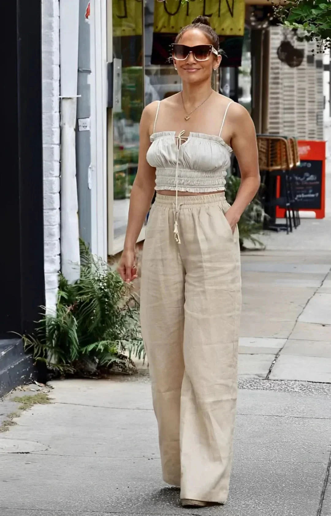 Light summer linen trousers for women – Mira