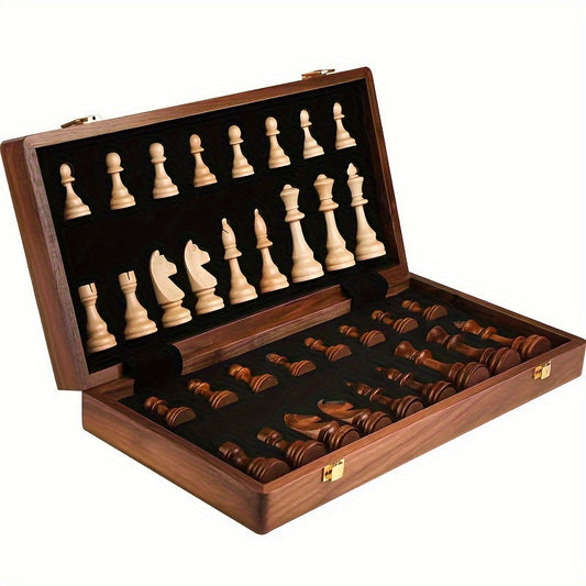 Luxury chess set made of solid wood – GrandRook