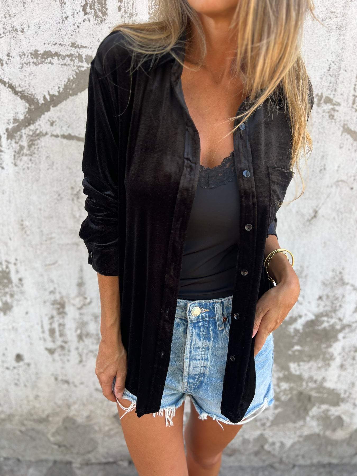 Trendy Velvet Blouse with Long Sleeves - Clara