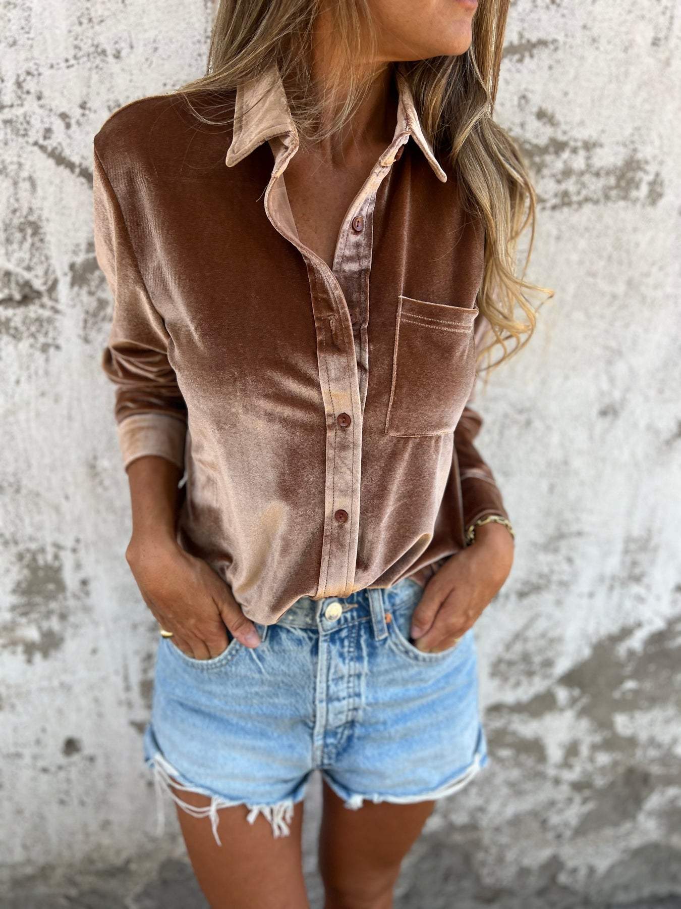 Trendy Velvet Blouse with Long Sleeves - Clara
