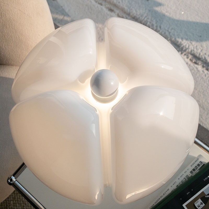 LED table lamp in retro design – ClassicGlow