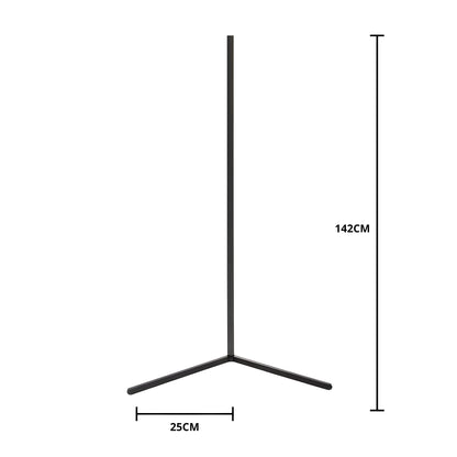 Black corner floor lamp on a plain background with lines marking its height of 142 cm and foot length of 25 cm. 11