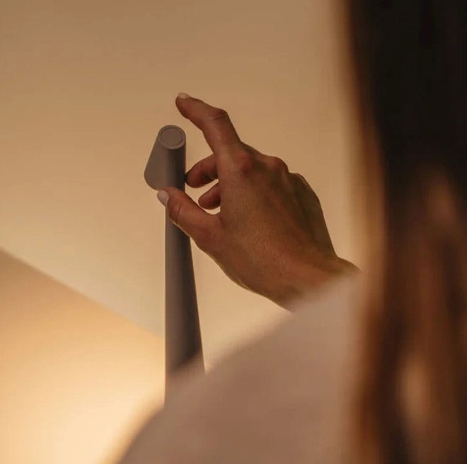 Minimalistic Wireless LED Ambient Lamp - NordicLite