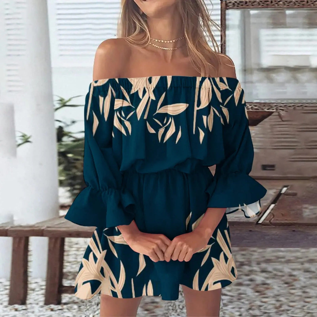Summer dress with floral pattern and flared sleeves – Mireille