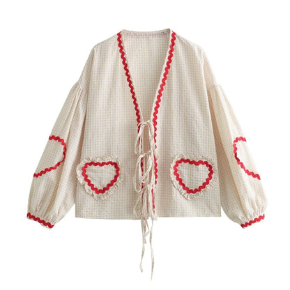 Autumn women's top with a relaxed fit – Pia
