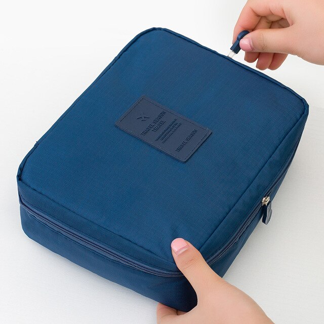 Compact waterproof make-up travel set – 2 for the price of 1 mini make-up storage box