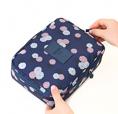 Compact waterproof make-up travel set – 2 for the price of 1 mini make-up storage box