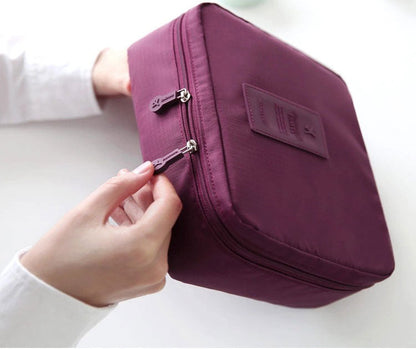 Compact waterproof make-up travel set – 2 for the price of 1 mini make-up storage box