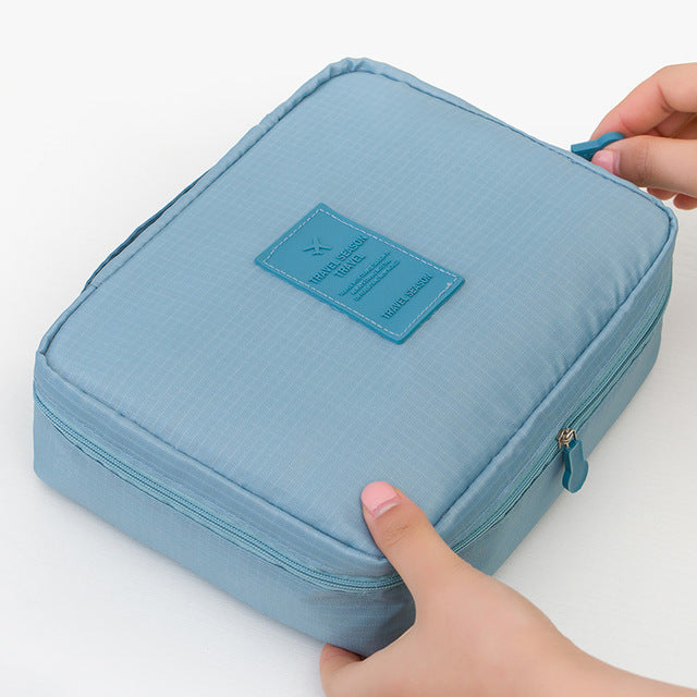 Compact waterproof make-up travel set – 2 for the price of 1 mini make-up storage box