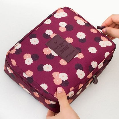 Compact waterproof make-up travel set – 2 for the price of 1 mini make-up storage box