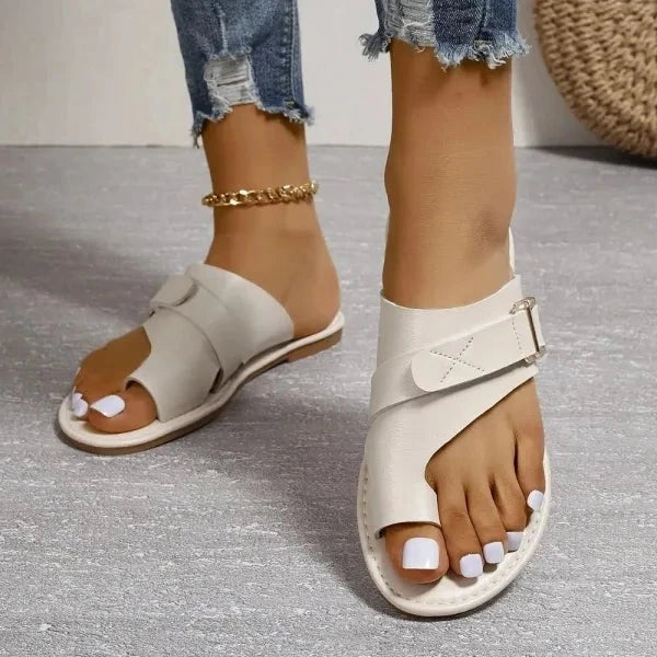 Orthopaedic women's leather sandals with hallux valgus correction – Livia