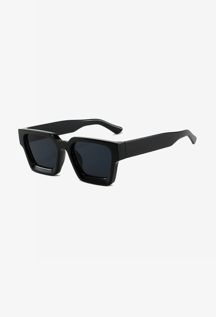 Stylish sunglasses with 100% UV protection – Selis