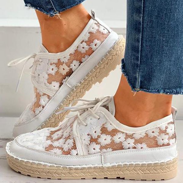 Autumnal embroidered floral shoes with supportive footbed – Lucine