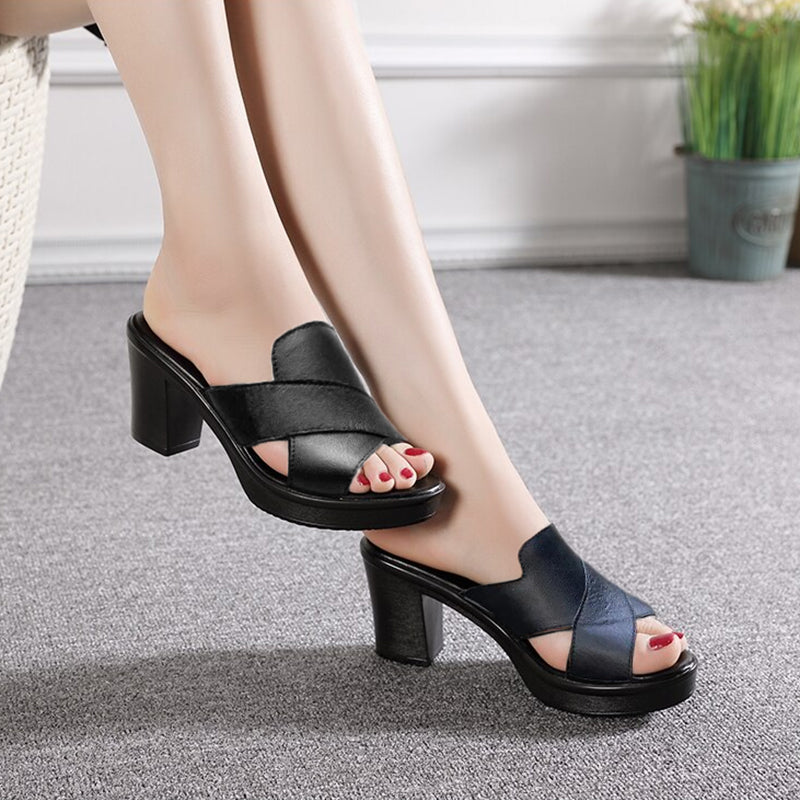Fashionable platform sandals with block heel – Valeria