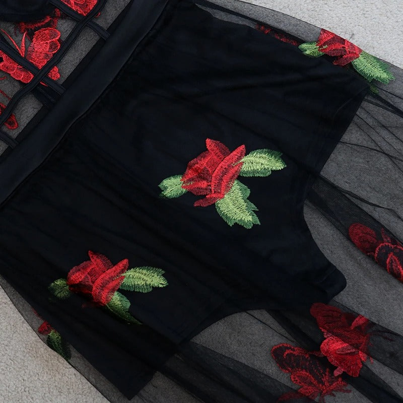 Maxi dress with floral embroidery and spaghetti straps – Rosalie