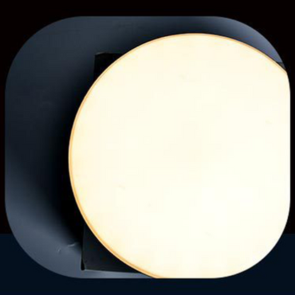 Multifunctional Outdoor Power Bank - TrailCharge