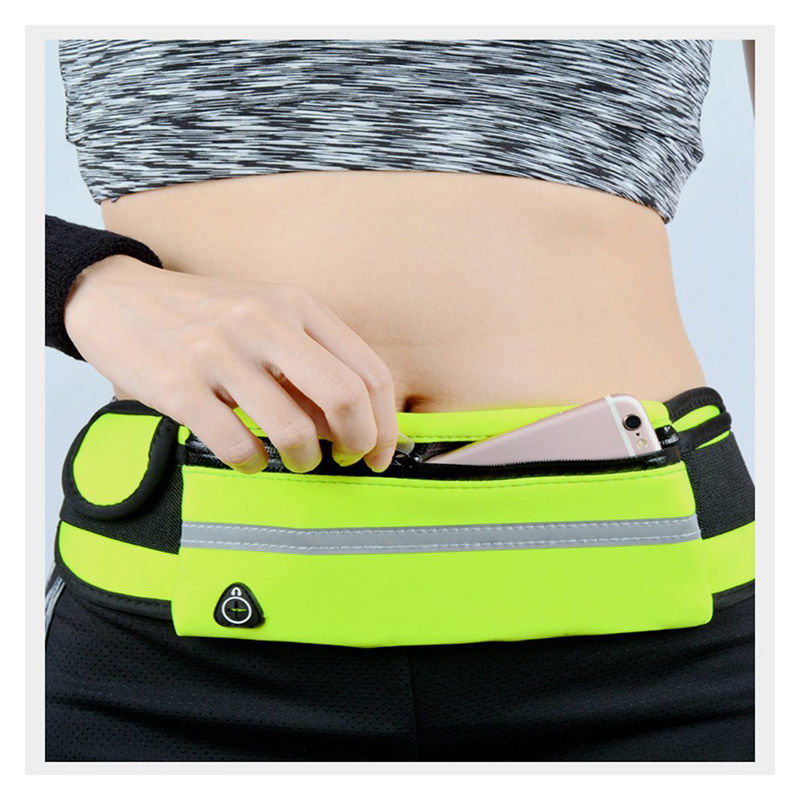 Water-resistant running belt – 2 fitness and travel bags for the price of 1