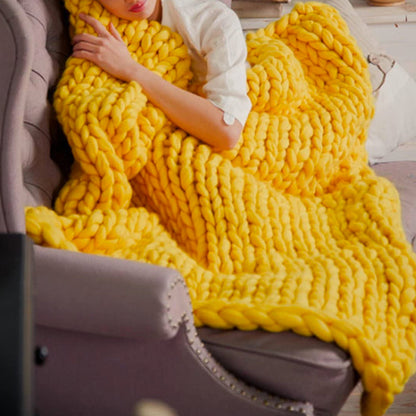 DIY Chunky XL Wool Yarn for Super Soft Blanket - CosyWeave