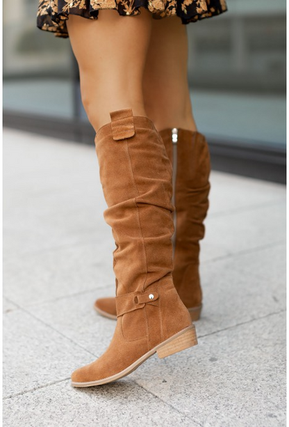 Trendy Ladies' Boots - Bella