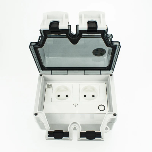 Smart WiFi Outdoor Socket with IP66 Waterproof Rating - Voltura